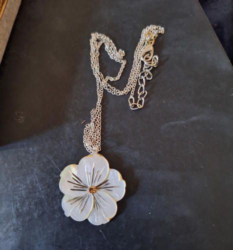 Shell flower pendant necklace - flower,