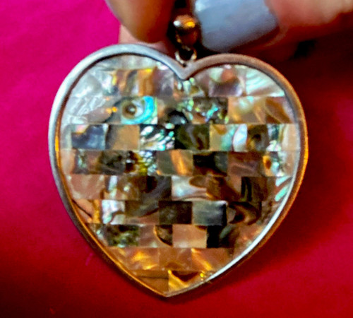 Heart mother pearl abalone - of, pearl/abalone