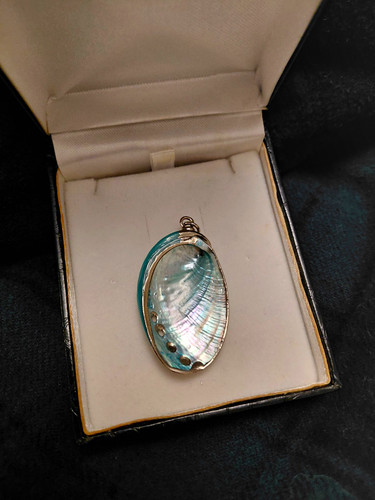 Silver tone mother - silver,