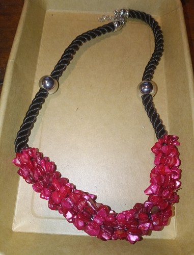 Red mother pearl artisan - pearl,