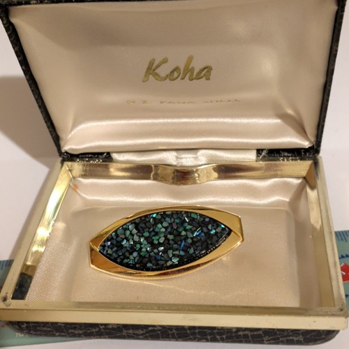 Koha gold tone marquise brooch - gold,