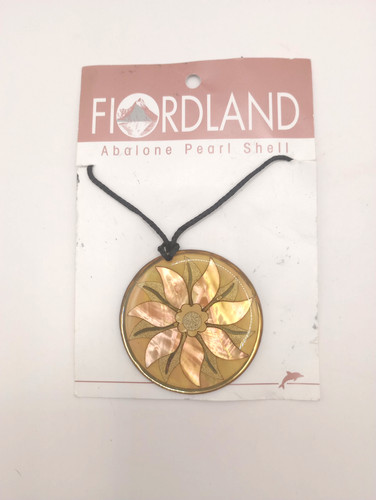 Fiordland abalone pearl shell - fiordland,