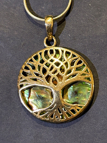 Stunning sterling silver tree - stunning,